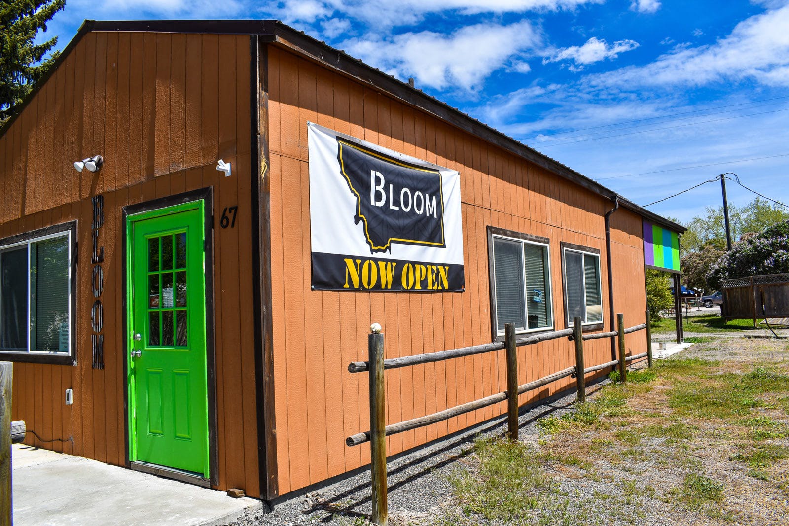 Exterior of Bloom Craig Dispensary